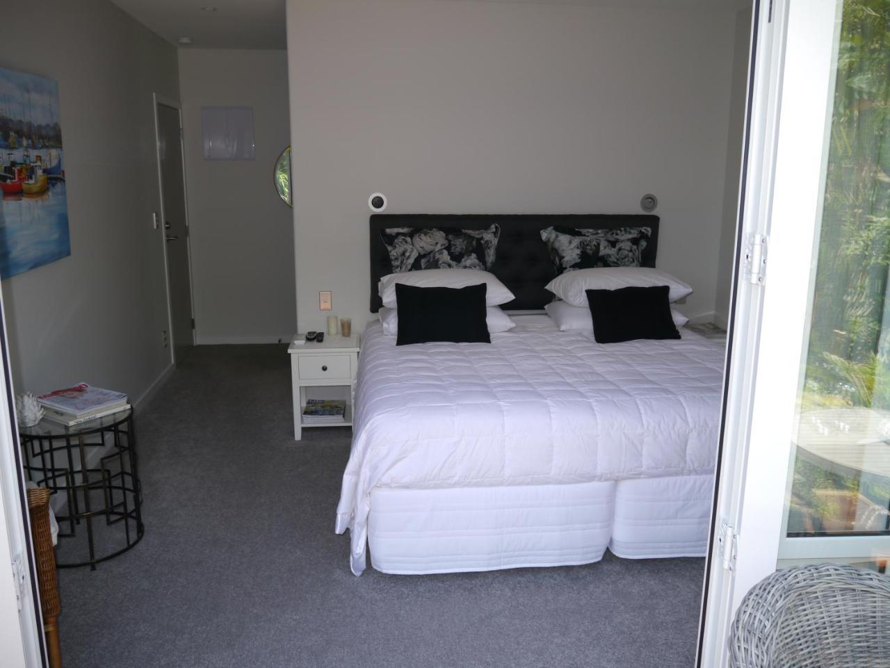 Kereru Cottage Russell - James Cook Apartment Екстериор снимка