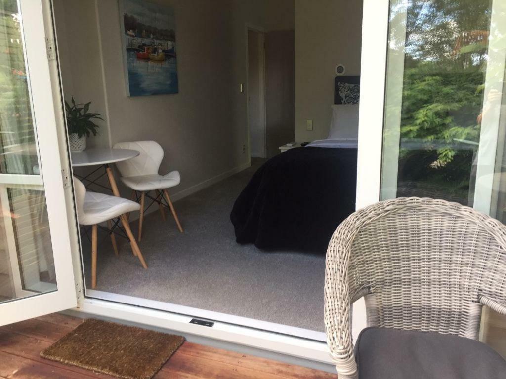Kereru Cottage Russell - James Cook Apartment Екстериор снимка
